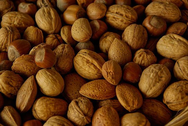 10 Health Benefits of Almonds That You Probably Didn't Know About