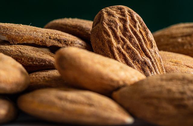 10 Health Benefits of Almonds That You Probably Didn't Know About